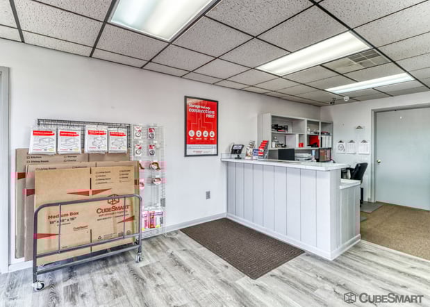 Images CubeSmart Self Storage
