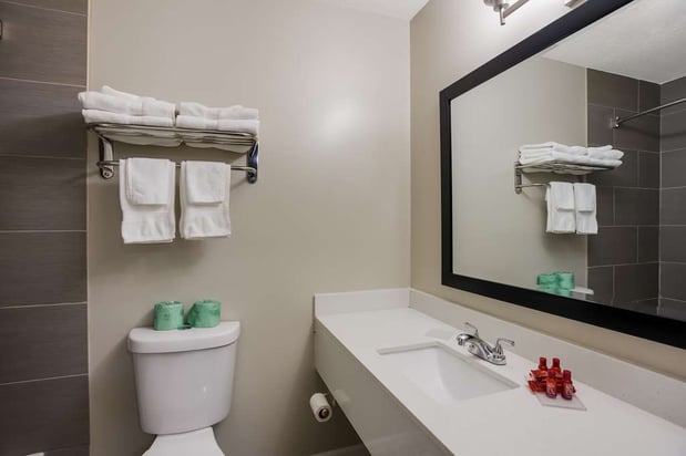 Images SureStay by Best Western Higginsville