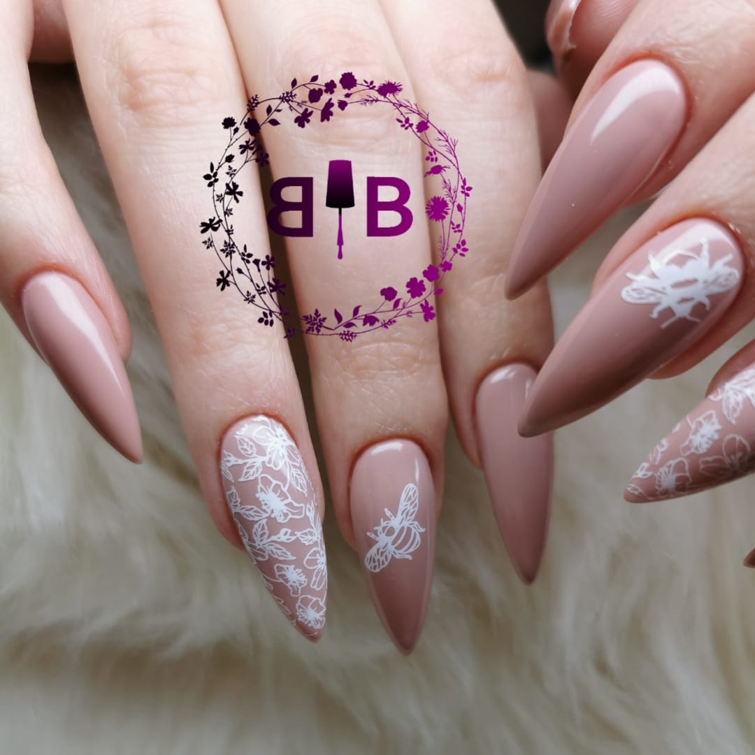 BB Nails & Lashes - Bestes von Blanka, Palmstraße 5 in Braunau am Inn