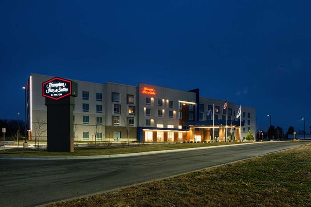 Images Hampton Inn & Suites Adrian