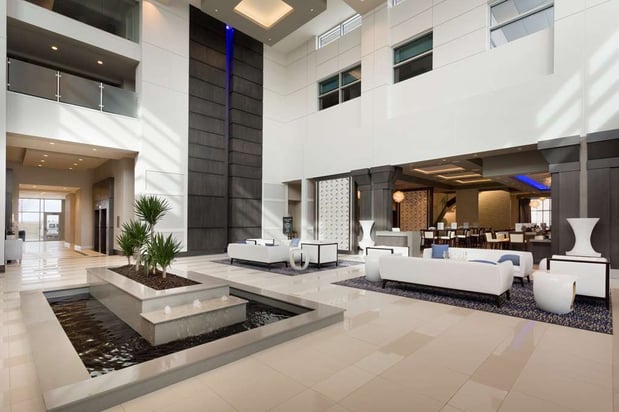 Images Embassy Suites by Hilton Kansas City Olathe