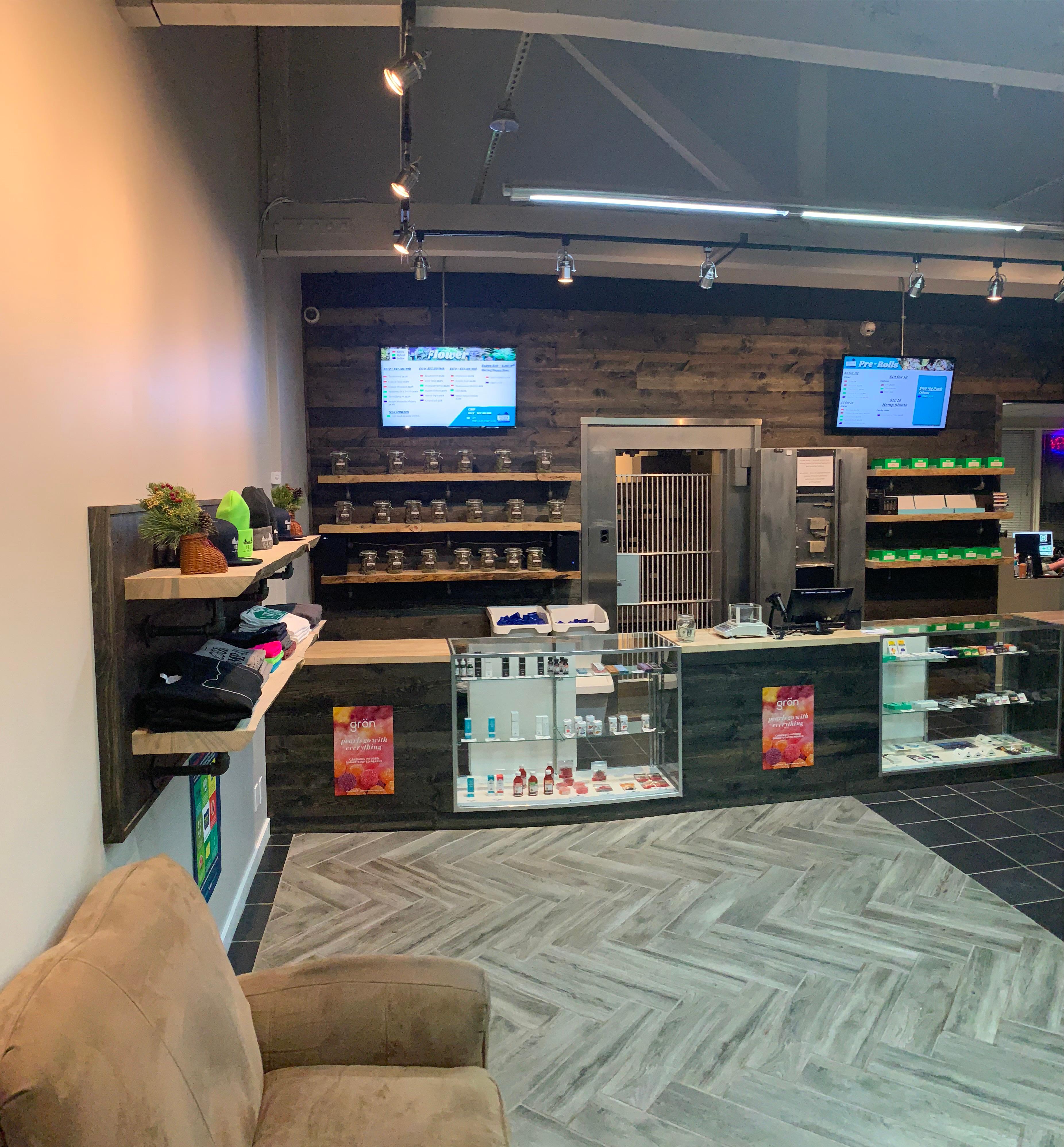 Oregon Bud Company Recreational Marijuana Dispensary - Cesar Chavez Photo