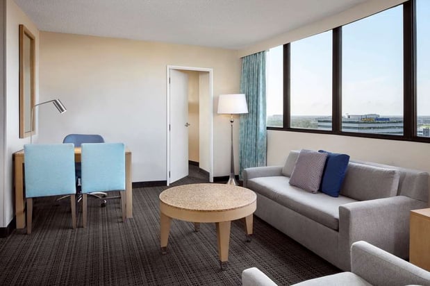Images Embassy Suites by Hilton Tampa Airport Westshore