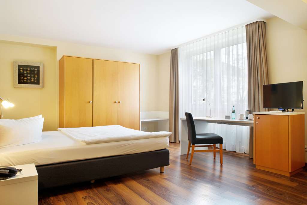 Best Western Macrander Hotel Dresden, Buchenstr, 10 in Dresden