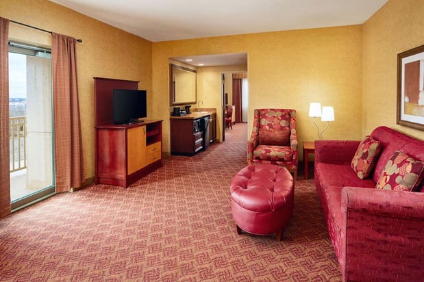 Images Embassy Suites by Hilton Charlotte Concord Golf Resort & Spa