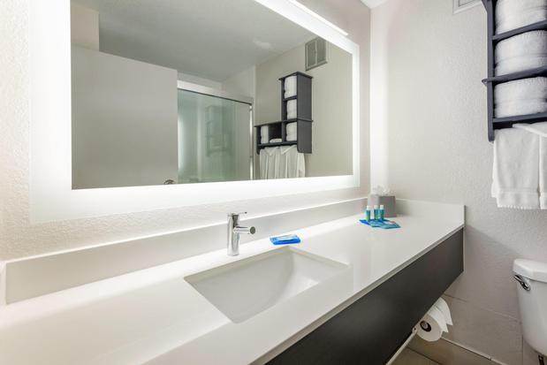 Images Holiday Inn Express Columbus Downtown by IHG