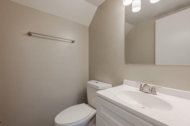 Images Lakeshore Reserve Off 86th Apartments and Townhomes