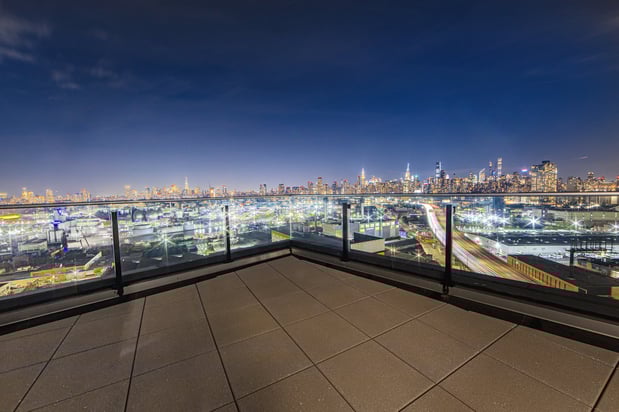 Images Holiday Inn Express Long Island City E - New York by IHG