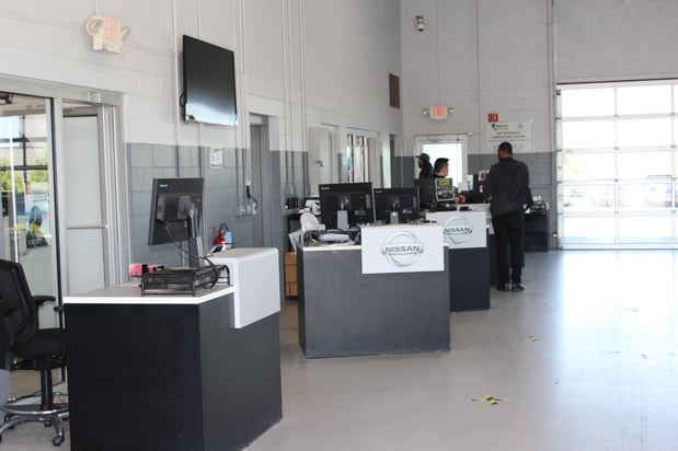 Images Russ Darrow Nissan of Milwaukee Service Center