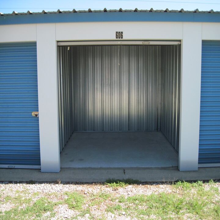 Images Airline Drive Self Storage