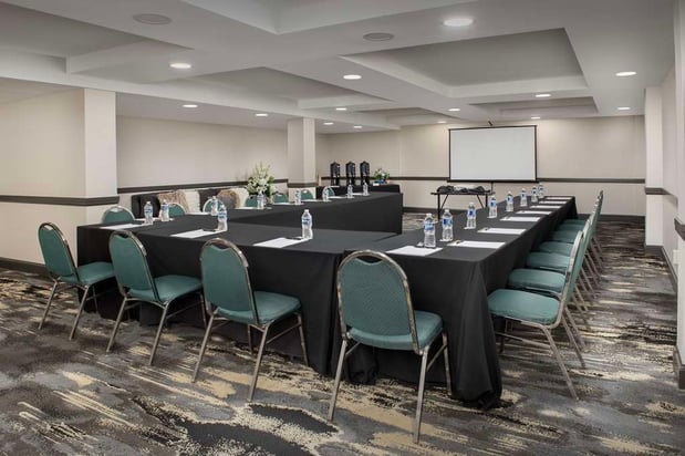 Images Embassy Suites by Hilton Winston Salem