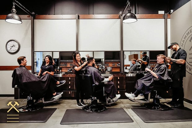 Images Hammer & Nails - Aurora