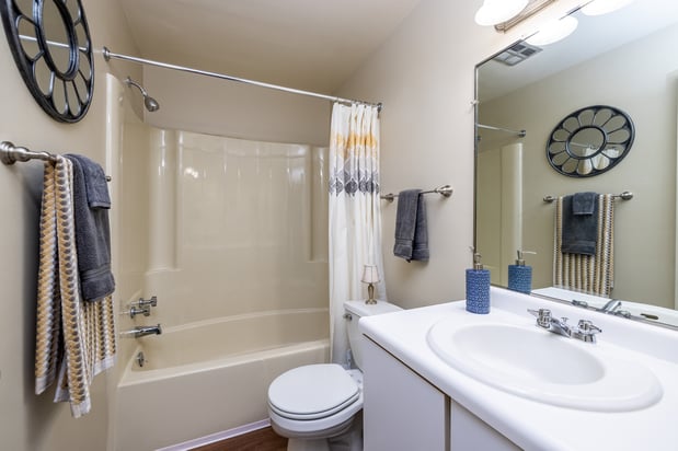 Images Maiden Bridge & Canongate Apartment Homes