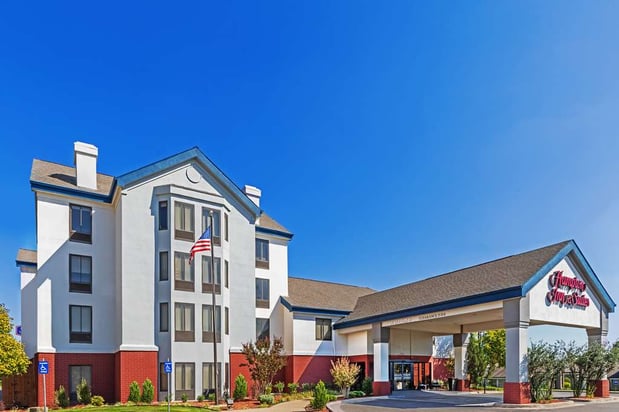Images Hampton Inn & Suites Tulsa-Woodland Hills 71st-Memorial
