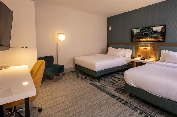 Images Hilton Garden Inn Dayton Downtown