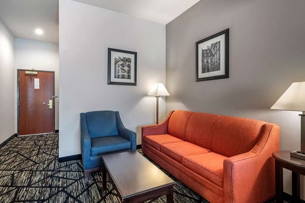 Images Best Western Plus McKinney Inn & Suites