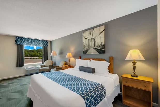 Images SureStay Plus by Best Western Berkeley Springs