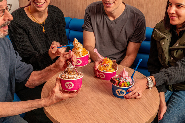 Images 16 Handles