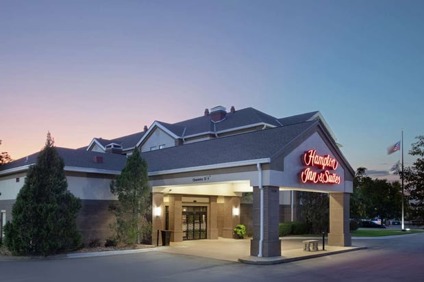 Images Hampton Inn & Suites Kansas City-Merriam