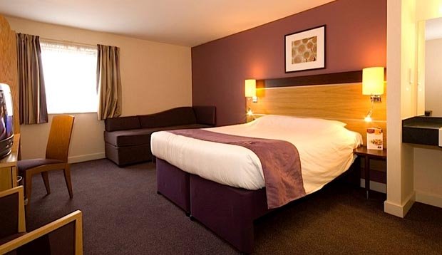 Premier Inn Castleford Xscape In West Yorkshire Wf10 4ta Premier Inn Castleford Xscape