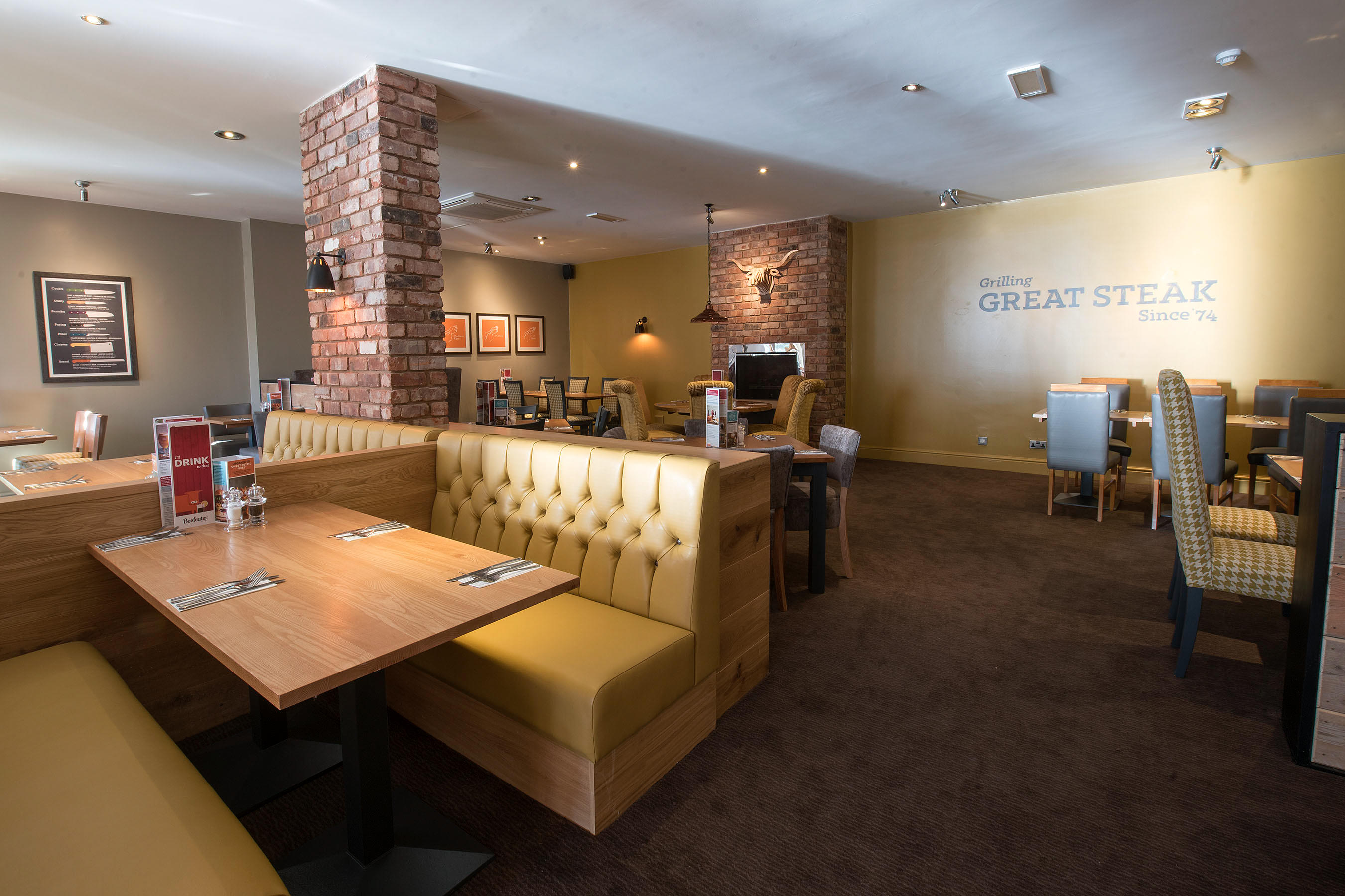 Beefeater restaurant interior Bentley Green Beefeater Walsall 01922 724485