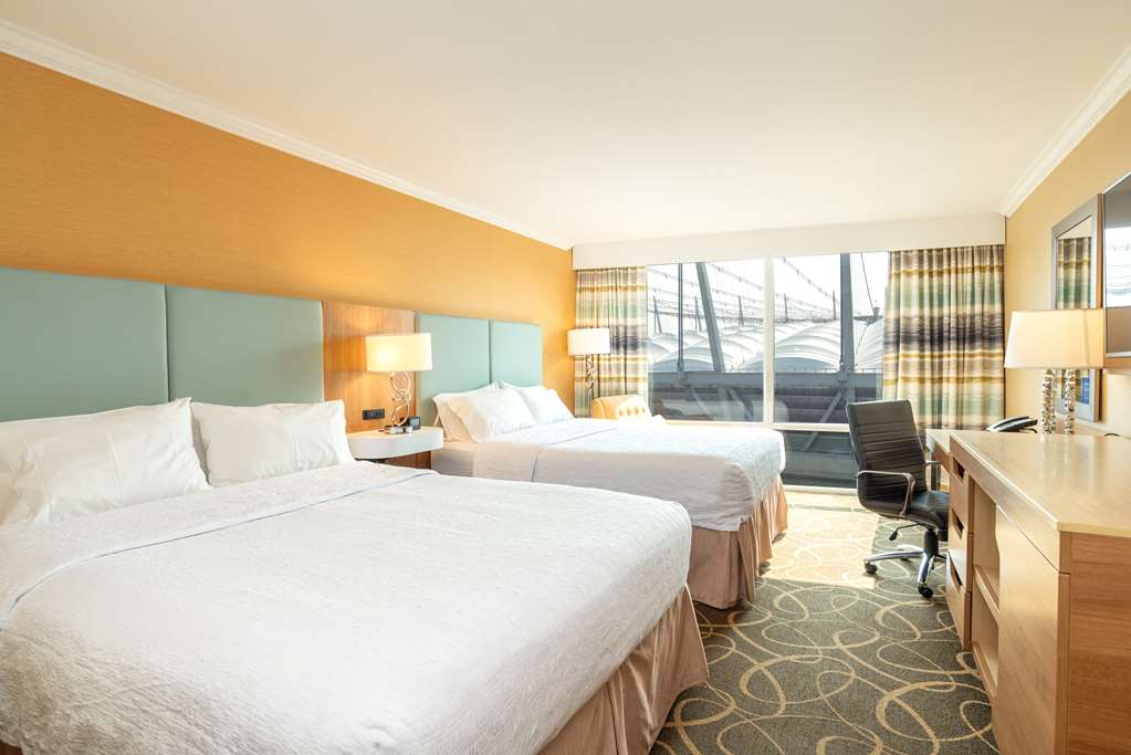 Images Hampton Inn & Suites by Hilton Vancouver-Downtown