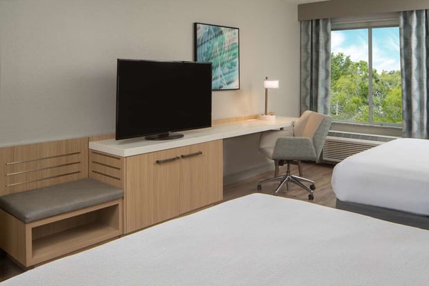 Images Hilton Garden Inn Orlando Airport