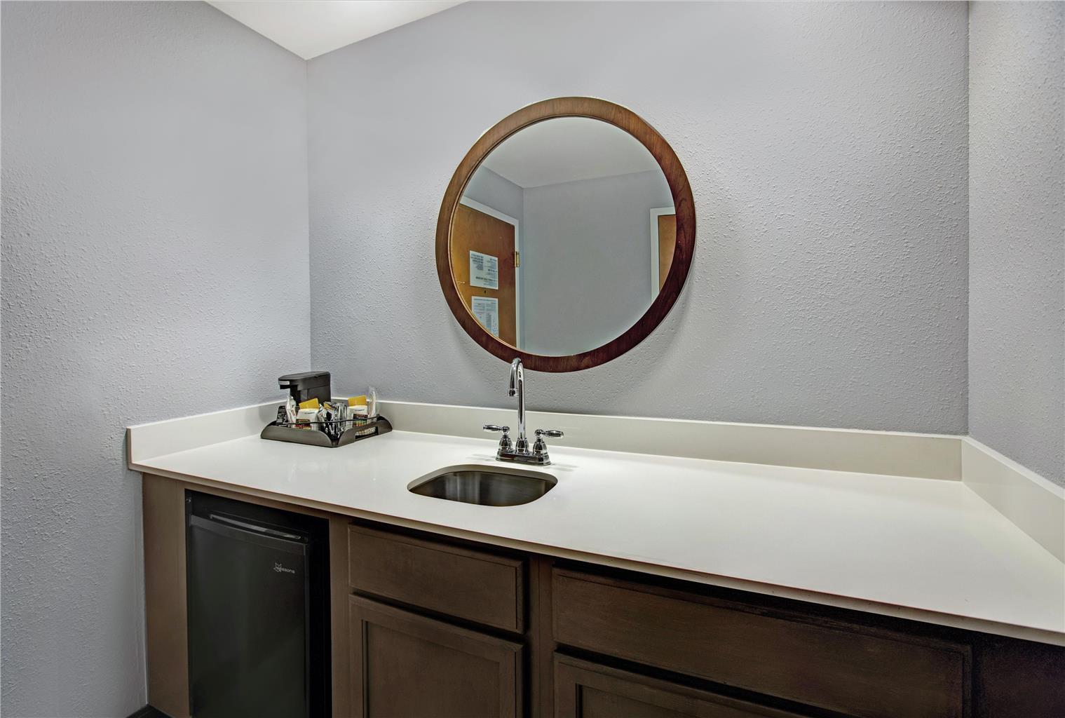 Guest room amenity 