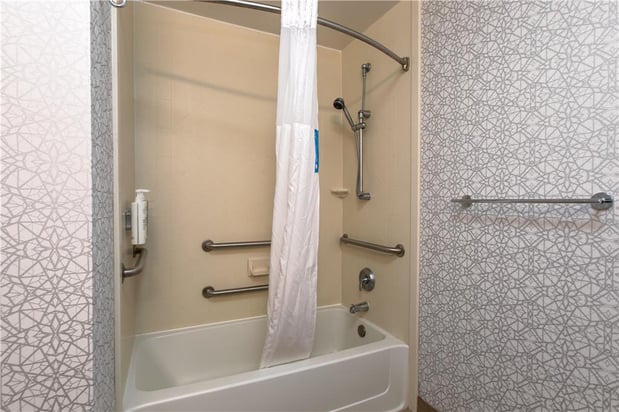 Images Hampton Inn & Suites Wilder