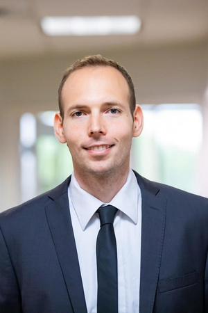 Images Michael Bitzan, MD