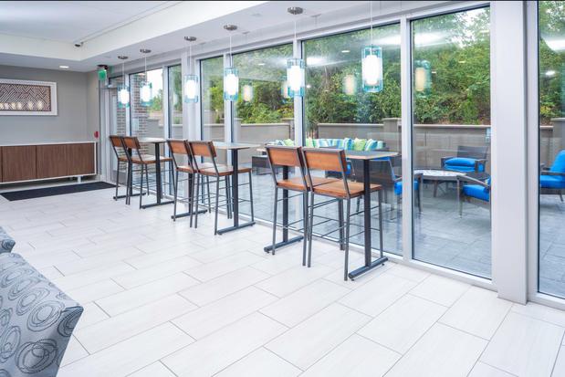 Images Holiday Inn Express & Suites Brevard – City Center by IHG