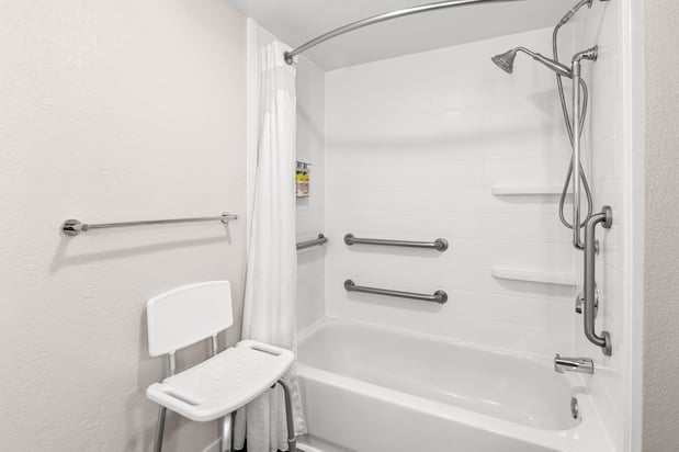 Images Holiday Inn Express & Suites Greenville-I-85 & Woodruff Rd by IHG