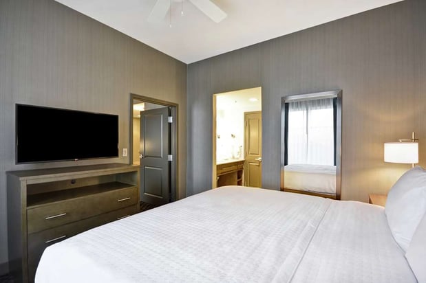 Images Homewood Suites by Hilton Warren Detroit