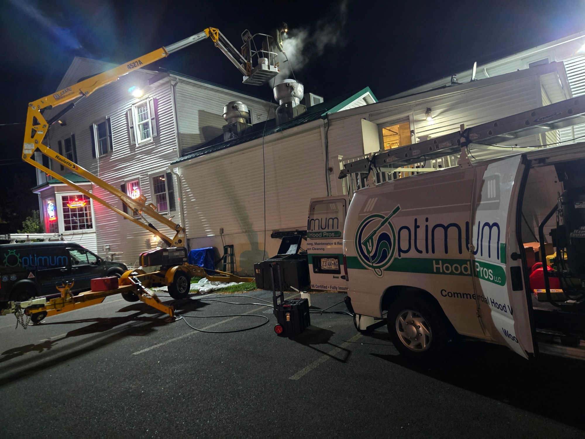 Optimum Hood Pros Image