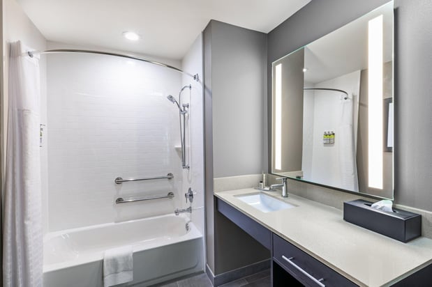 Images Staybridge Suites IAH Airport East by IHG