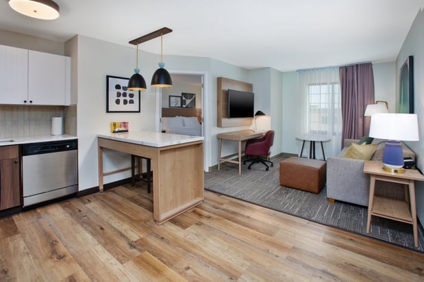 Images Staybridge Suites Omaha 80th And Dodge by IHG