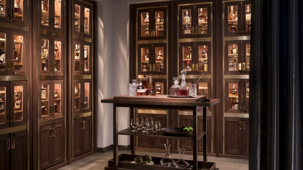 Images Bayou & Bottle