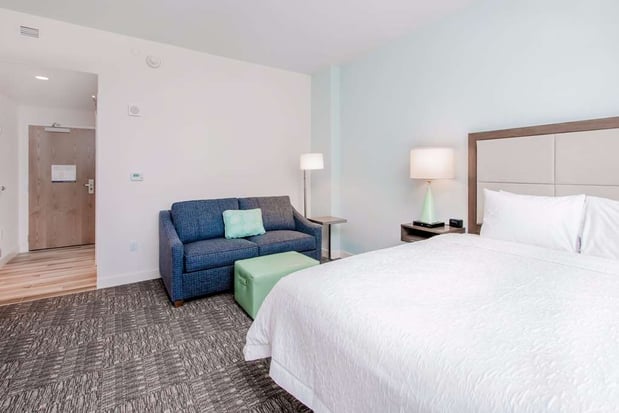 Images Hampton Inn & Suites Panama City Beach-Beachfront