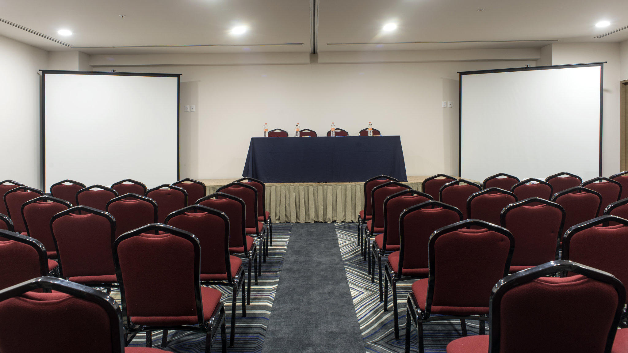 Images Holiday Inn Express Mexico - Toreo by IHG