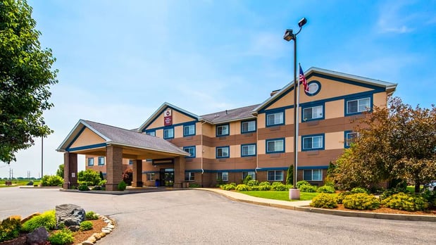 Images Best Western Plus Brandywine Inn & Suites