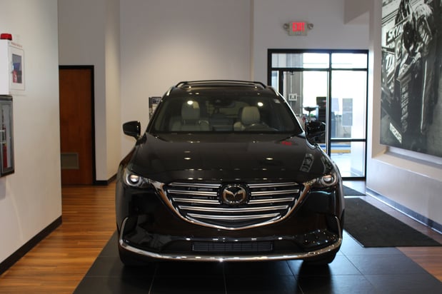 Images Russ Darrow Metro Mazda Service Center