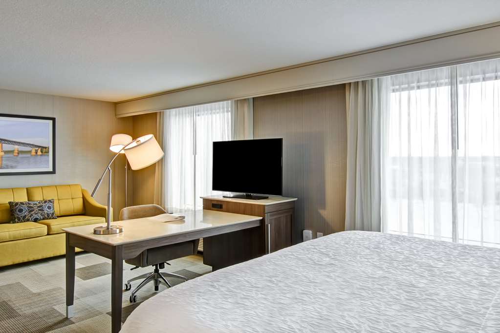 Images Hampton Inn & Suites by Hilton Saskatoon Airport