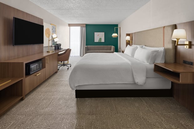 Images Holiday Inn Morgantown - Reading Area by IHG