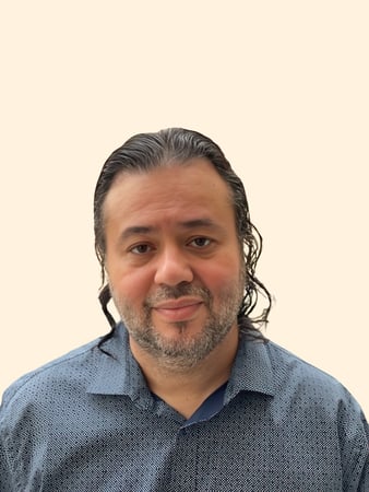 Images Amr El-Beshir, Counselor
