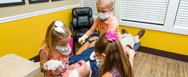 Images Smiles 4 Kids: Dentistry for Children