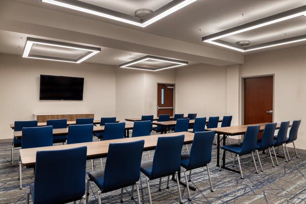 Images Holiday Inn Express & Suites Portland-Jantzen Beach by IHG