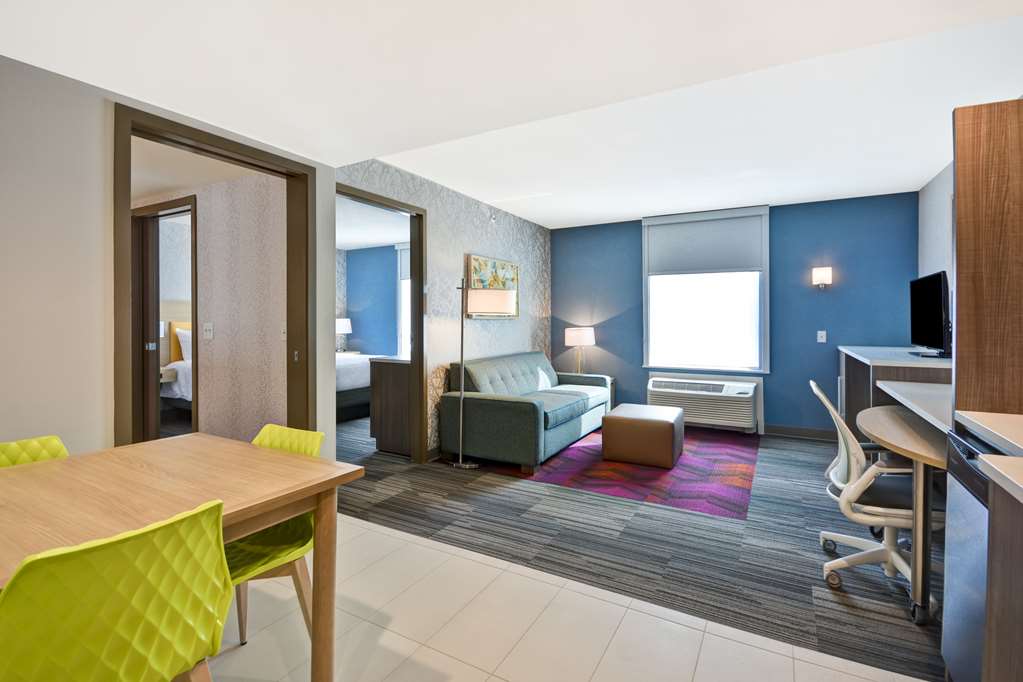 Guest room
