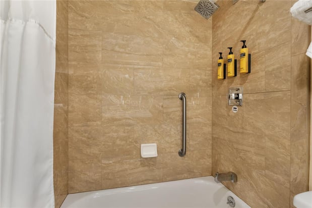 Images Best Western Plus Carriage Inn