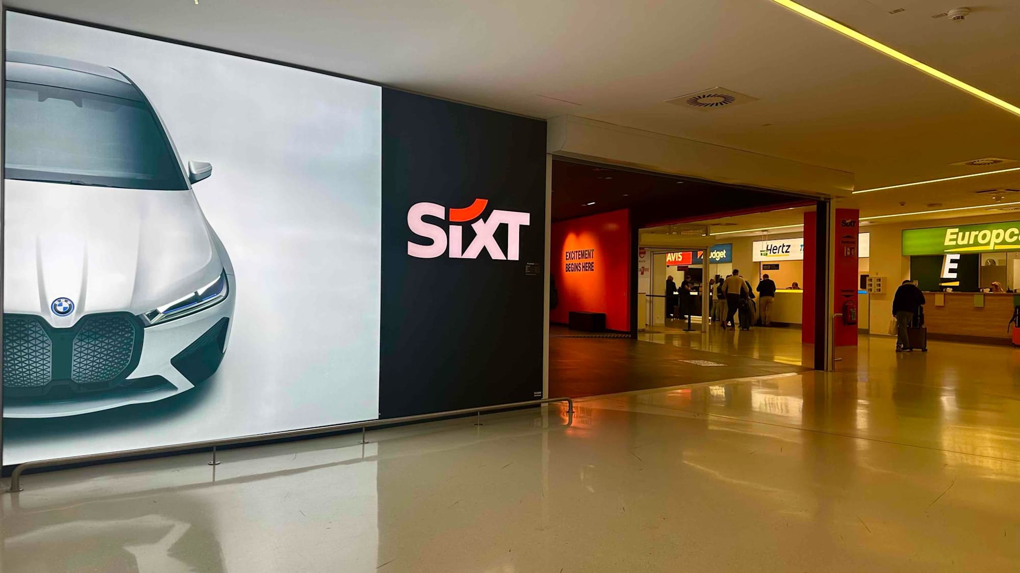 Bild 4 von SIXT Autovermietung Wien-Schwechat Flughafen