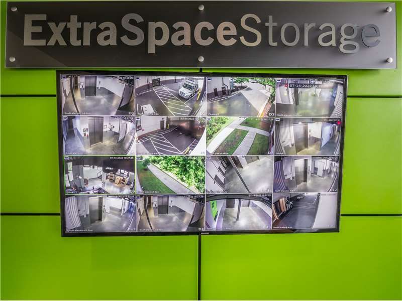 Security Screens - Extra Space Storage at 1010 E 10th St, Charlotte, NC 28204